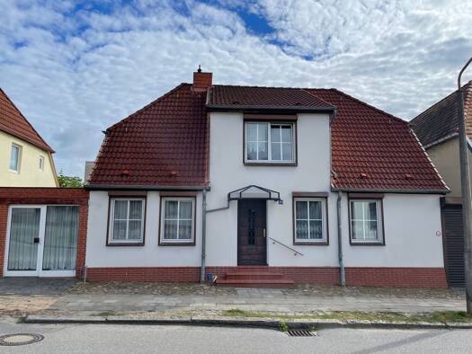 Einfamilienhaus zum Kauf provisionsfrei 279.900 € 6 Zimmer 234 m² 991 m² Grundstück frei ab sofort Bad Doberan Bad Doberan 18209