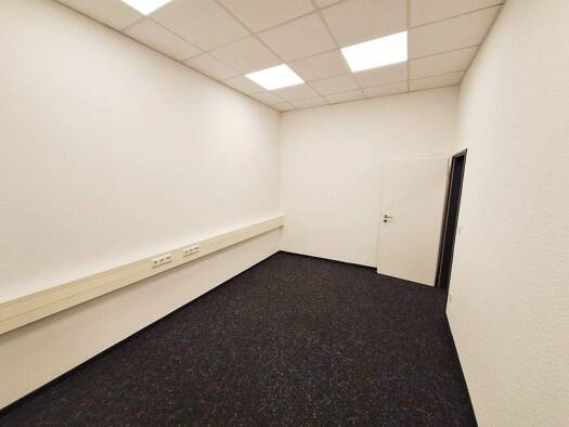 Lagerhalle zur Miete 289 € 13,6 m² Lagerfläche Ruth-Hallensleben-Str. 4 Bilderstöckchen Köln 50739