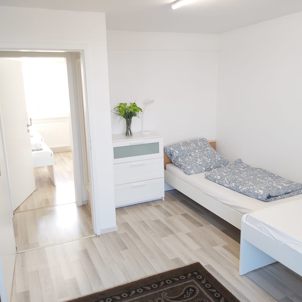 Wohnung zur Miete Wohnen auf Zeit 3.500 € 7 Zimmer 122 m²<br/>Wohnfläche ab sofort<br/>Verfügbarkeit Karl-Klee Weg Praunheim Frankfurt am Main 60488