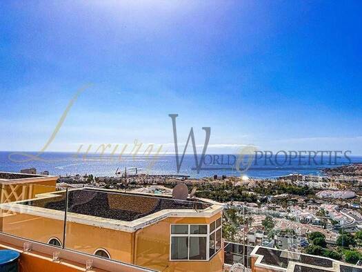 Reihenhaus zum Kauf 625.000 € 5 Zimmer 185 m² Avenida Europa Adeje 38660