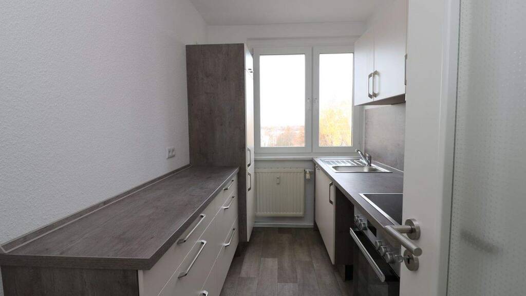 Wohnung zur Miete 389 € 2 Zimmer 47,4 m² 3. Geschoss Karl-Kegel-Straße 90 Freiberg 09599
