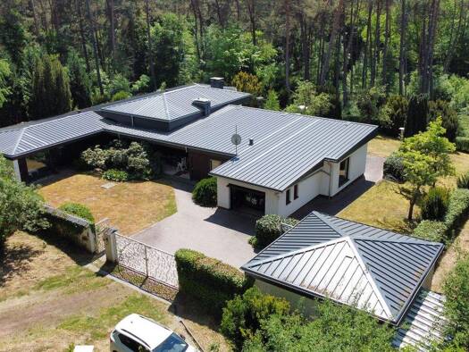 Bungalow zum Kauf 790.000 € 7 Zimmer 244 m² 12.270 m² Grundstück Limbach Kirkel 66459