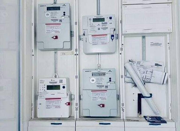 Mehrfamilienhaus zum Kauf als Kapitalanlage geeignet 450.000 € 10 Zimmer 250 m² 164 m² Grundstück Lindenhof Bremen 28237