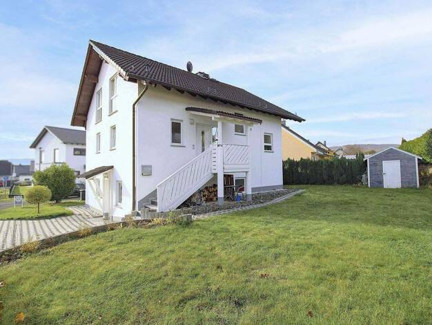 Sonstiges zum Kauf als Kapitalanlage geeignet 449.000 € 9 Zimmer 205 m² 510,3 m² Grundstück Fleisbach Sinn 35764