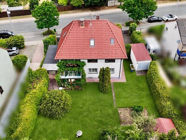 Mehrfamilienhaus zum Kauf 585.000 € 8,5 Zimmer 162 m² 798 m² Grundstück Schwaig Schwaig bei Nürnberg 90571