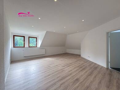 Wohnung zur Miete 1.000 € 4 Zimmer 110 m² Dachgeschoss Büppel Varel / Büppel 26316