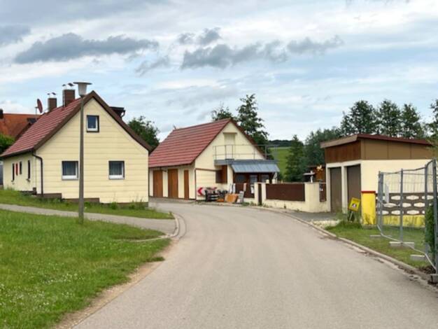Einfamilienhaus zum Kauf 159.000 € 6 Zimmer 98 m² 680 m² Grundstück Alesheim Alesheim 91793