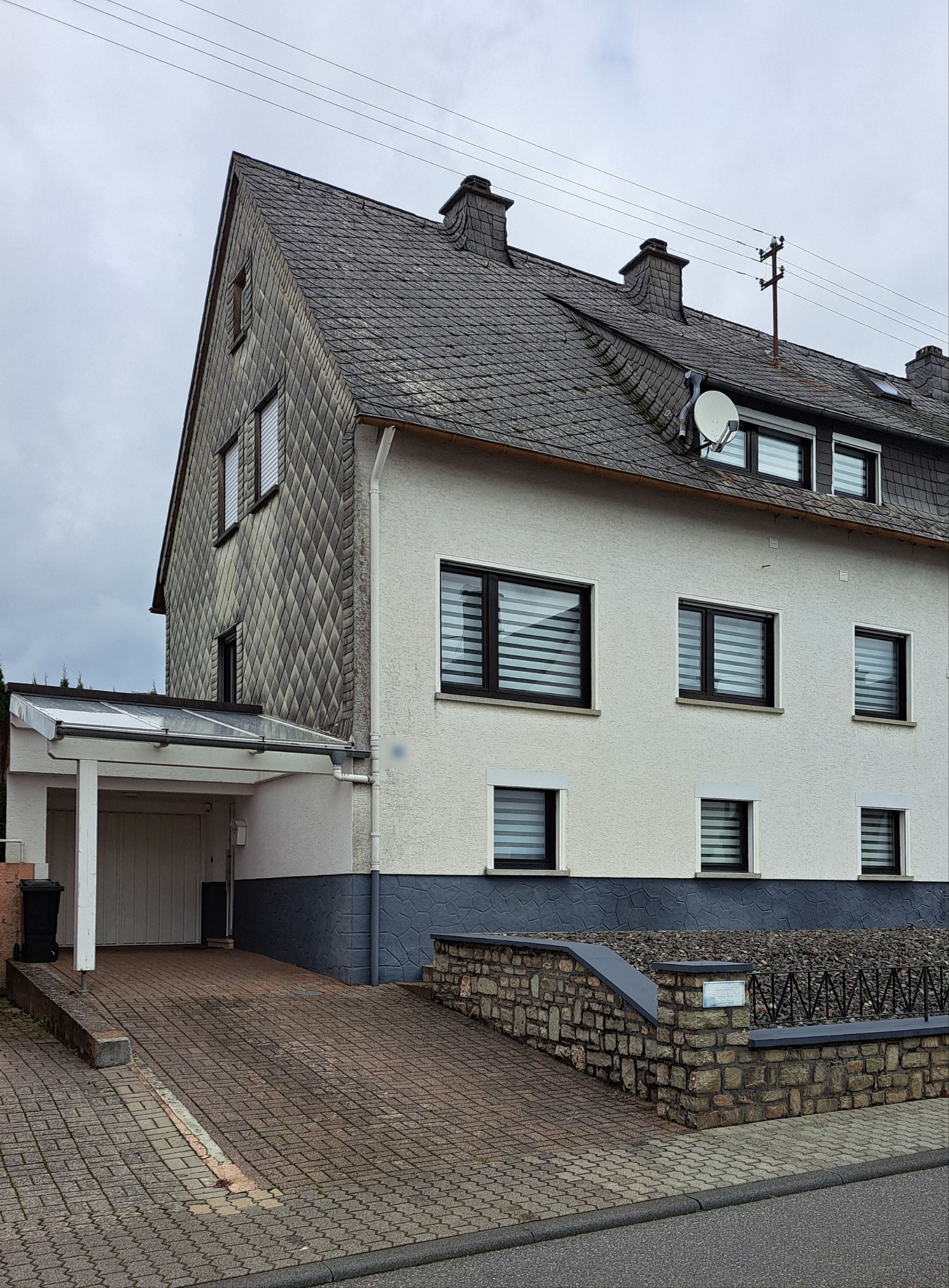 Doppelhaushälfte zum Kauf 269.000 € 7 Zimmer 150 m²<br/>Wohnfläche 459 m²<br/>Grundstück Algenrodt Idar-Oberstein 55743