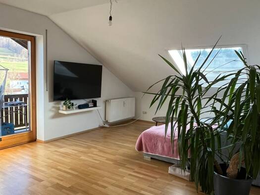 WG-Zimmer zur Miete 700 € 1,5 Zimmer 45 m² Geschoss 2/2 frei ab 01.05.2026 Waging am See Waging a. See 83329