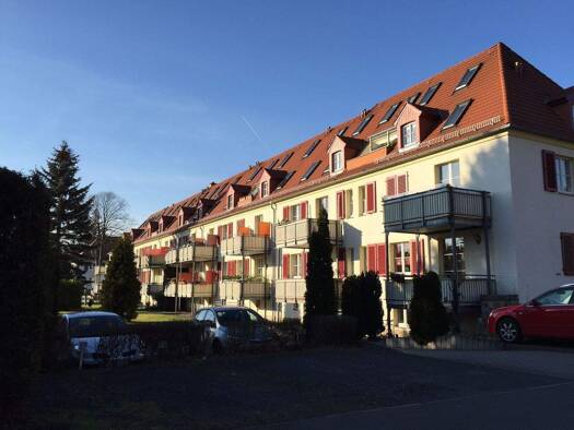 Wohnung zur Miete 450 € 2 Zimmer 50 m² EG frei ab 01.05.2026 Robert-Schumann-Platz 8 Pirna 01796
