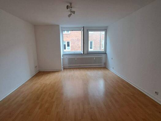 Wohnung zur Miete 830 € 3 Zimmer 79,6 m² 1. Geschoss Lange Reihe 19 Vorstadt Kiel 24103