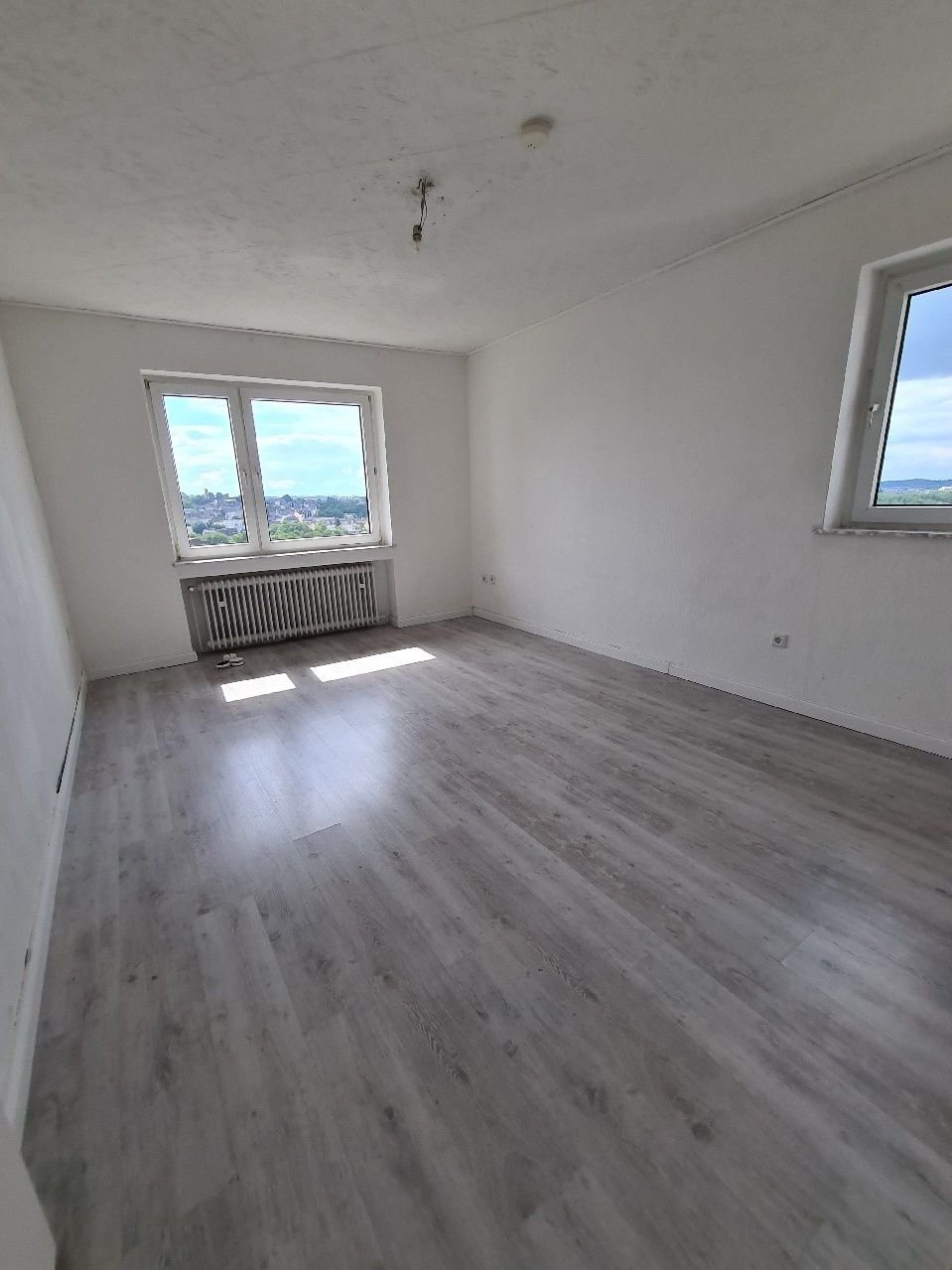 Wohnung zur Miete 520 € 3 Zimmer 69 m²<br/>Wohnfläche 3.<br/>Geschoss Papenberger Str. 22 Stachelhausen Remscheid 42853