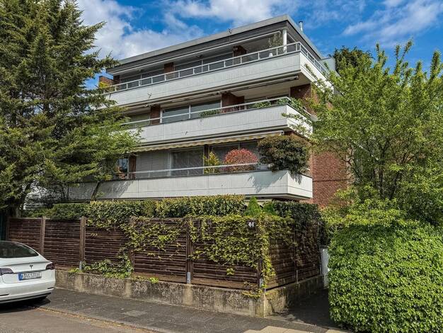 Wohnung zum Kauf 495.000 € 3,5 Zimmer 156 m² 1. Geschoss Weiden Köln 50858