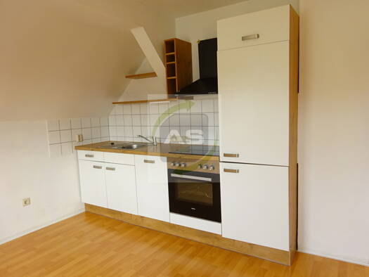 Wohnung zur Miete 320 € 2 Zimmer 69,9 m² 3. Geschoss Eduard-Soermus-Straße 51 Niederplanitz Zwickau 08062