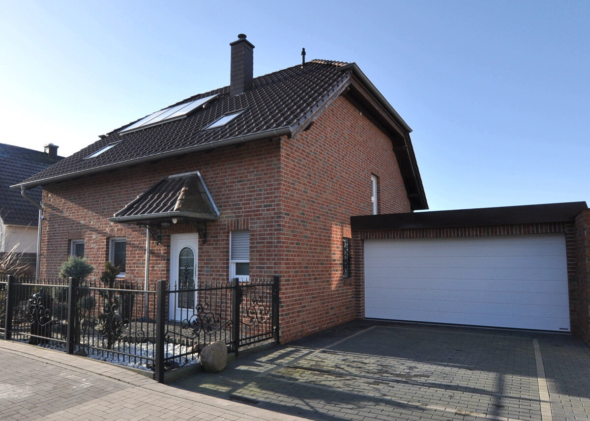 Einfamilienhaus zum Kauf 750.000 € 5 Zimmer 150 m²<br/>Wohnfläche 483 m²<br/>Grundstück Schulenburg Langenhagen 30855