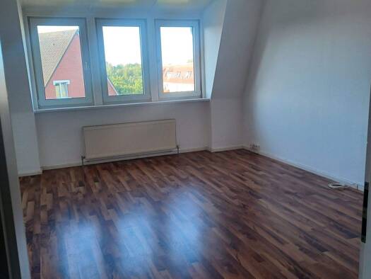 Wohnung zur Miete 670 € 3 Zimmer 75 m² 4. Geschoss frei ab 01.02.2026 Lübecker Allee 49 Grünthal-Viermorgen Stralsund 18437