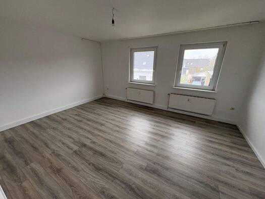 Wohnung zur Miete 480 € 2 Zimmer 62 m² 1. Geschoss frei ab 01.04.2026 Weichselstr. 7 Dünsen 27243