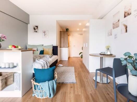 Wohnung zur Miete 1.756 € 1 Zimmer 27 m² frei ab sofort Hanebergstraße 2 Neuhausen-Nymphenburg München 80331