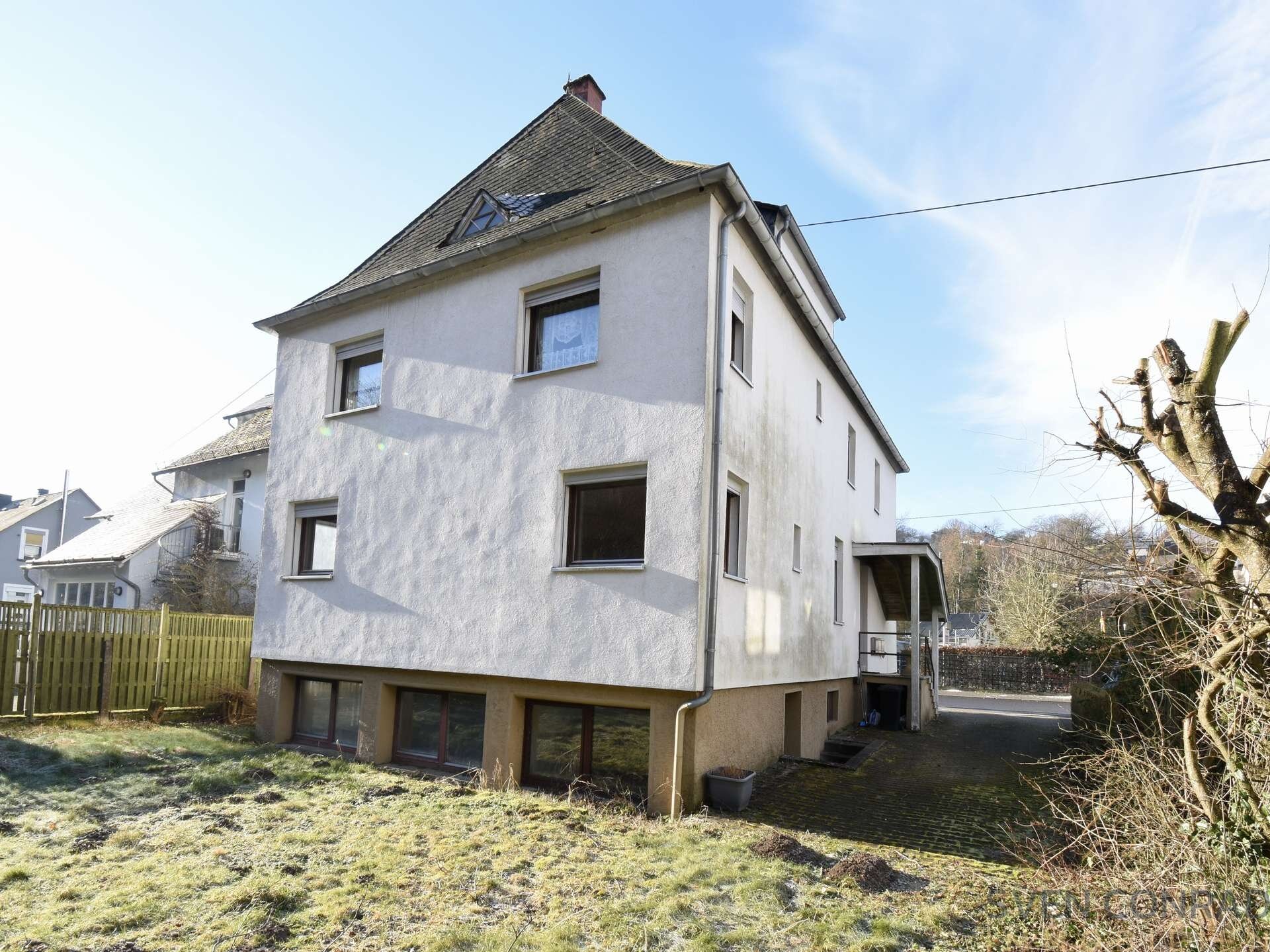 Mehrfamilienhaus zum Kauf 175.000 € 8 Zimmer 215 m²<br/>Wohnfläche 359 m²<br/>Grundstück Tiefenstein Idar-Oberstein 55743