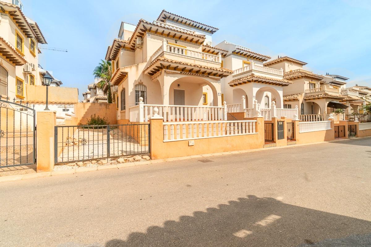 Haus zum Kauf 175.000 € 2 Zimmer 78 m²<br/>Wohnfläche 106 m²<br/>Grundstück Lomas de Cabo Roig