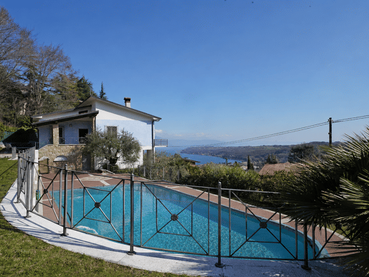Villa zum Kauf 990.000 € 5 Zimmer 165 m² 1.950 m² Grundstück frei ab sofort Salò 25087
