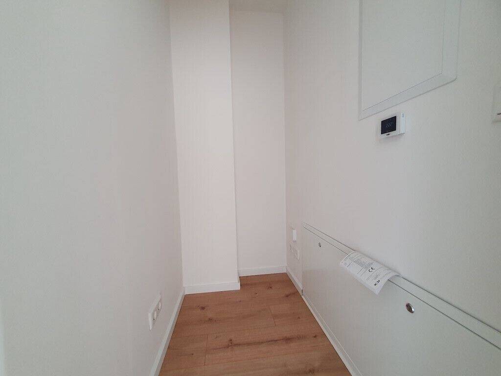 Property thumbnail 12