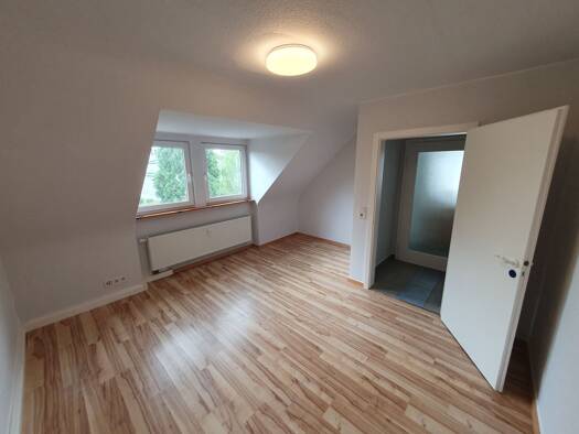 Wohnung zur Miete 560 € 1,5 Zimmer 37 m² Geschoss 2/3 frei ab 01.06.2026 Kaltental Stuttgart 70569