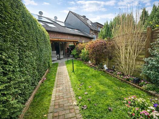 Reihenmittelhaus zum Kauf 419.000 € 5 Zimmer 124,7 m² 206 m² Grundstück Katernberg Stadtbezirk VI 45327