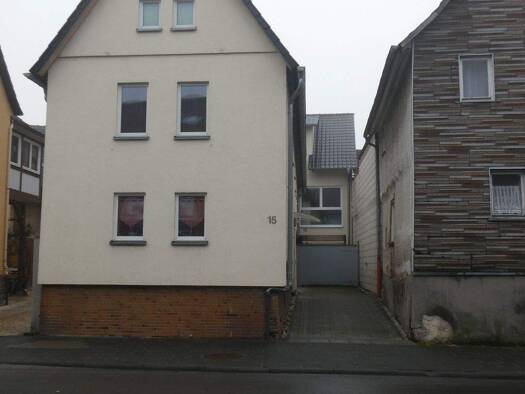 Wohnung zur Miete 575 € 1 Zimmer 45 m² 3. Geschoss frei ab 01.12.2025 Gießener Str. 15 Heuchelheim 35452