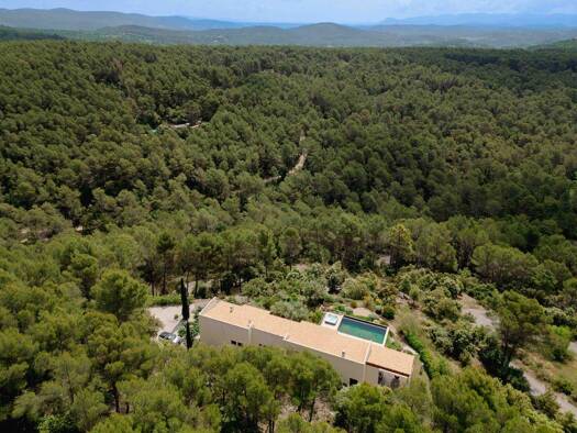 Einfamilienhaus zum Kauf 1.250.000 € 247 m² 8.200 m² Grundstück Nord LORGUES 83510