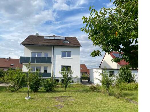 Wohnung zur Miete 850 € 3 Zimmer 92 m² 2 Geschosse frei ab sofort Sonnenweg 4 Kreuzschuh Stegaurach 96135