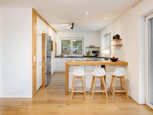 Einfamilienhaus zum Kauf 1.250.000 € 5,5 Zimmer 171 m² 389 m² Grundstück frei ab sofort Nicklheim Raubling / Nicklheim 83064