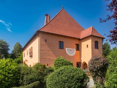 Schloss zum Kauf 3.100.000 € 11 Zimmer 545 m² 7.800 m² Grundstück Peterskirchen Dietersburg 84378