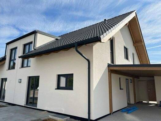 Doppelhaushälfte zur Miete 2.150 € 5 Zimmer 150 m² 370 m² Grundstück frei ab 01.03.2026 Auenstein Ilsfeld 74360