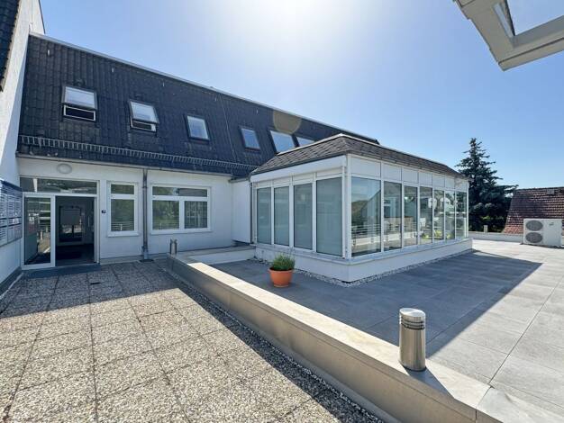 Bürogebäude zum Kauf als Kapitalanlage geeignet 2.557 € 1.505,9 m² 2.300,2 m² Grundstück Eiche Ahrensfelde 16356