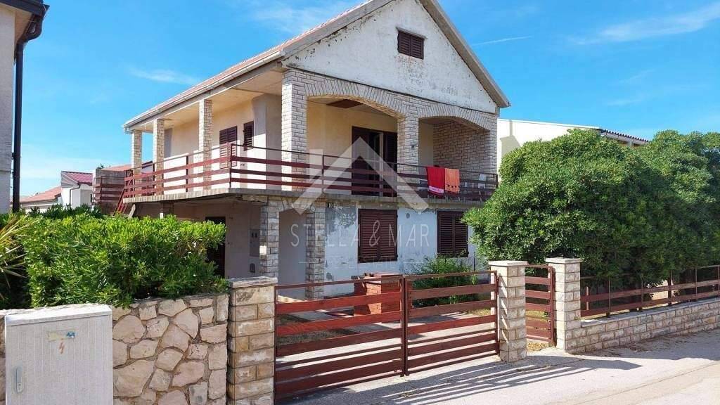 Haus zum Kauf 250.000 € 8 Zimmer 202 m² Vir