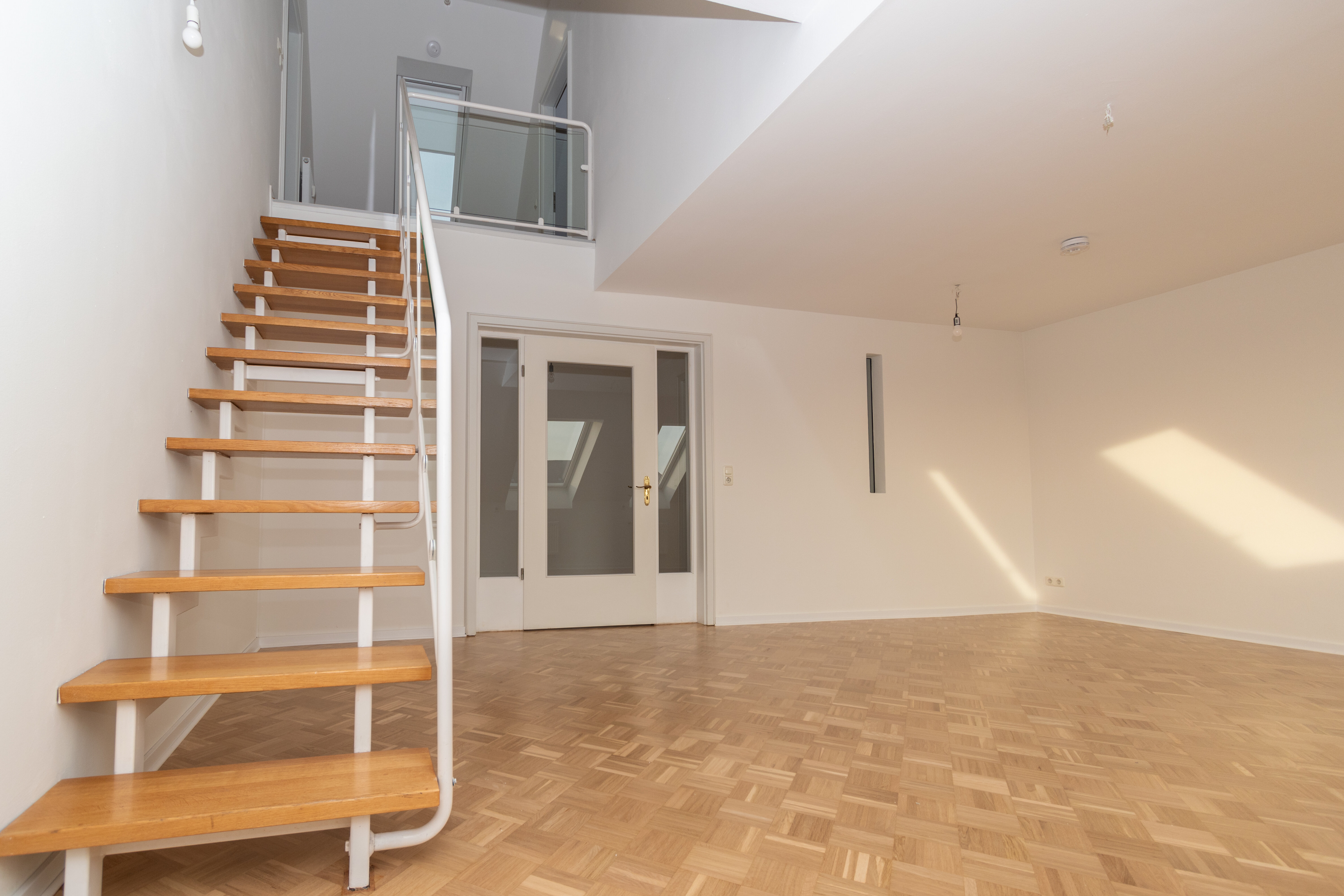 Maisonette zum Kauf 240.000 € 2 Zimmer 60,4 m²<br/>Wohnfläche 5.<br/>Geschoss Südvorstadt Leipzig 04275