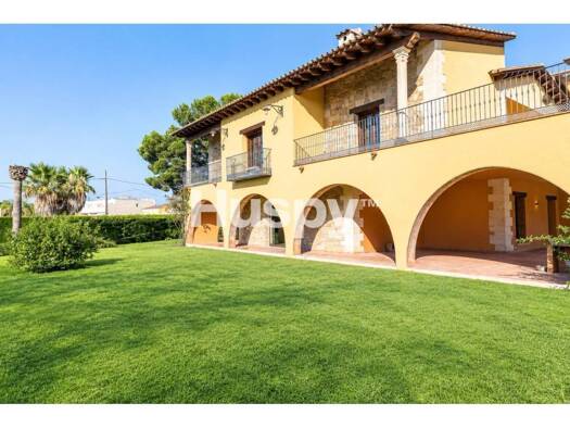 Villa zum Kauf 1.300.000 € 5 Zimmer 878 m² 2.409 m² Grundstück >Carrer Montnegre > San Antonio de Benagéber 46184