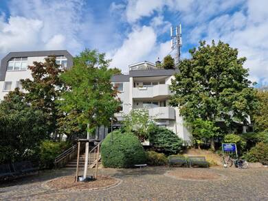 Wohnung zum Kauf 198.000 € 2 Zimmer 60 m² Dachgeschoss, 3. Geschoss Xantener Straße 60 Strümp Meerbusch 40670