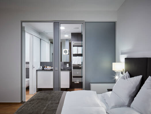 Wohnung zur Miete Wohnen auf Zeit 2.900 € 1 Zimmer 30 m² frei ab sofort Kleiner Hirschgraben 0 Innenstadt Frankfurt am Main 60311