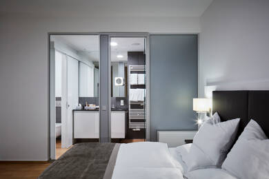 Wohnung zur Miete Wohnen auf Zeit 2.900 € 1 Zimmer 30 m² frei ab sofort Kleiner Hirschgraben 0 Innenstadt Frankfurt am Main 60311