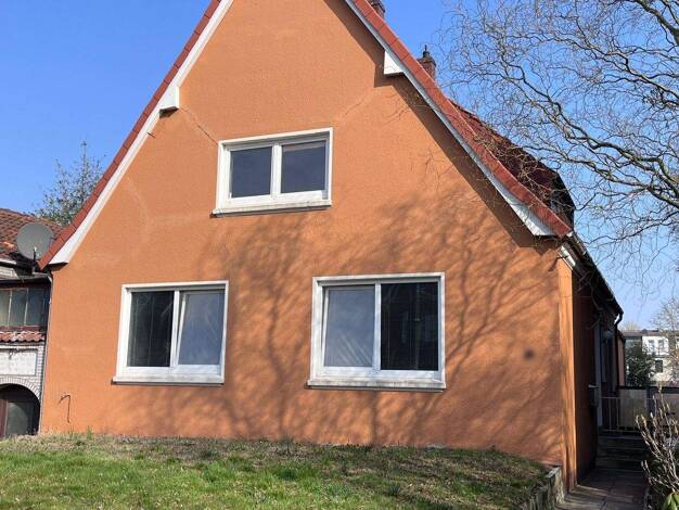 Mehrfamilienhaus zum Kauf 299.000 € 7 Zimmer 178 m² 696 m² Grundstück Sebaldsbrück Bremen 28309