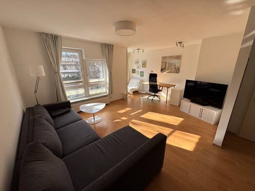 Wohnung zur Miete 1.250 € 2 Zimmer 63 m² Geschoss 2/4 Hofweg Uhlenhorst Hamburg 22085