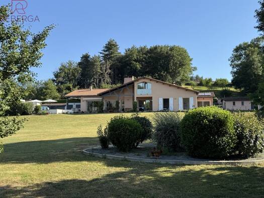 Haus zum Kauf 890.000 € 235 m² 5.500 m² Grundstück Pont-de-Larn 81660
