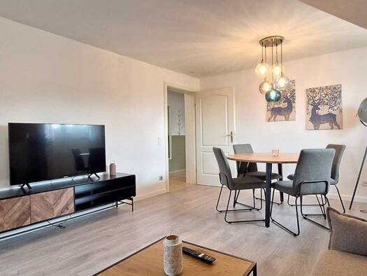 Wohnung zur Miete 1.579 € 2,5 Zimmer 85 m² 2. Geschoss Haselweg Velden am Wörther See 9220