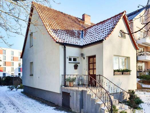 Einfamilienhaus zum Kauf 249.000 € 4 Zimmer 115 m² 463 m² Grundstück frei ab sofort Südstadt Neubrandenburg 17033