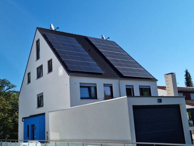 Doppelhaushälfte zum Kauf 849.000 € 6 Zimmer 131 m² 351 m² Grundstück Gerlingen 70839