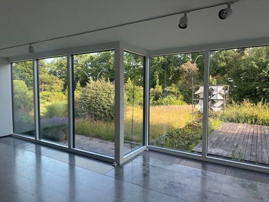 Bungalow zur Miete 4.300 € 8 Zimmer 274 m² 1.200 m² Grundstück frei ab sofort Jaksteinweg Groß Flottbek Hamburg 22607