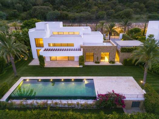 Chalet zum Kauf - Erstbezug 4.900.000 € 5 Zimmer 655 m² 1.690 m² Grundstück Casares 29690