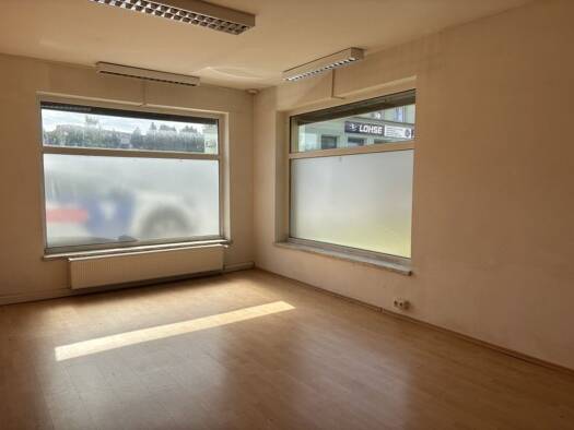 Verkaufsfläche zur Miete provisionsfrei 625 € 4 Zimmer 125 m² Verkaufsfläche teilbar ab 125 m² Freital Freital 01705